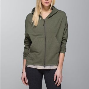 Lululemon Hold your OM olive full zip hoodie sz 6